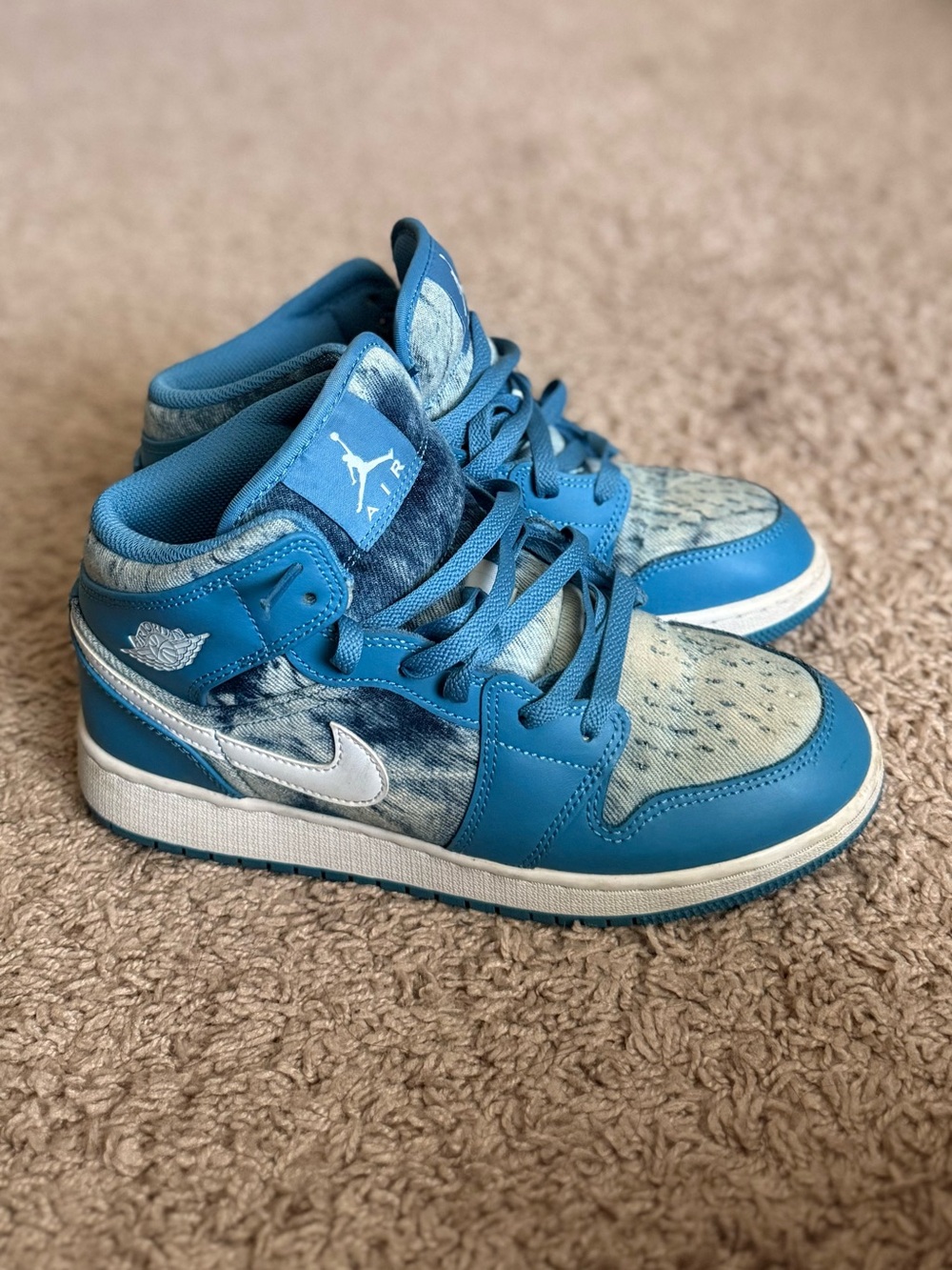 Jordan Kids' Mid-Top Sneakers in Teal Blue and White